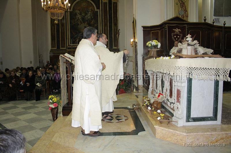 Immagine 102.jpg - 10 Gennaio 2010 - Celebrazione Eucaristica presieduta da frà Gimmi Palminteri, nel giorno del centenario della Fondazione.